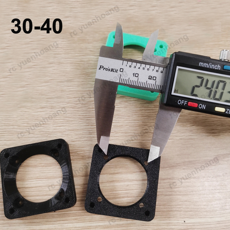 4 個 3D プリント 4028 冷却ファンマウントブラケッ - Drone 3D Modeling のレビューと価格